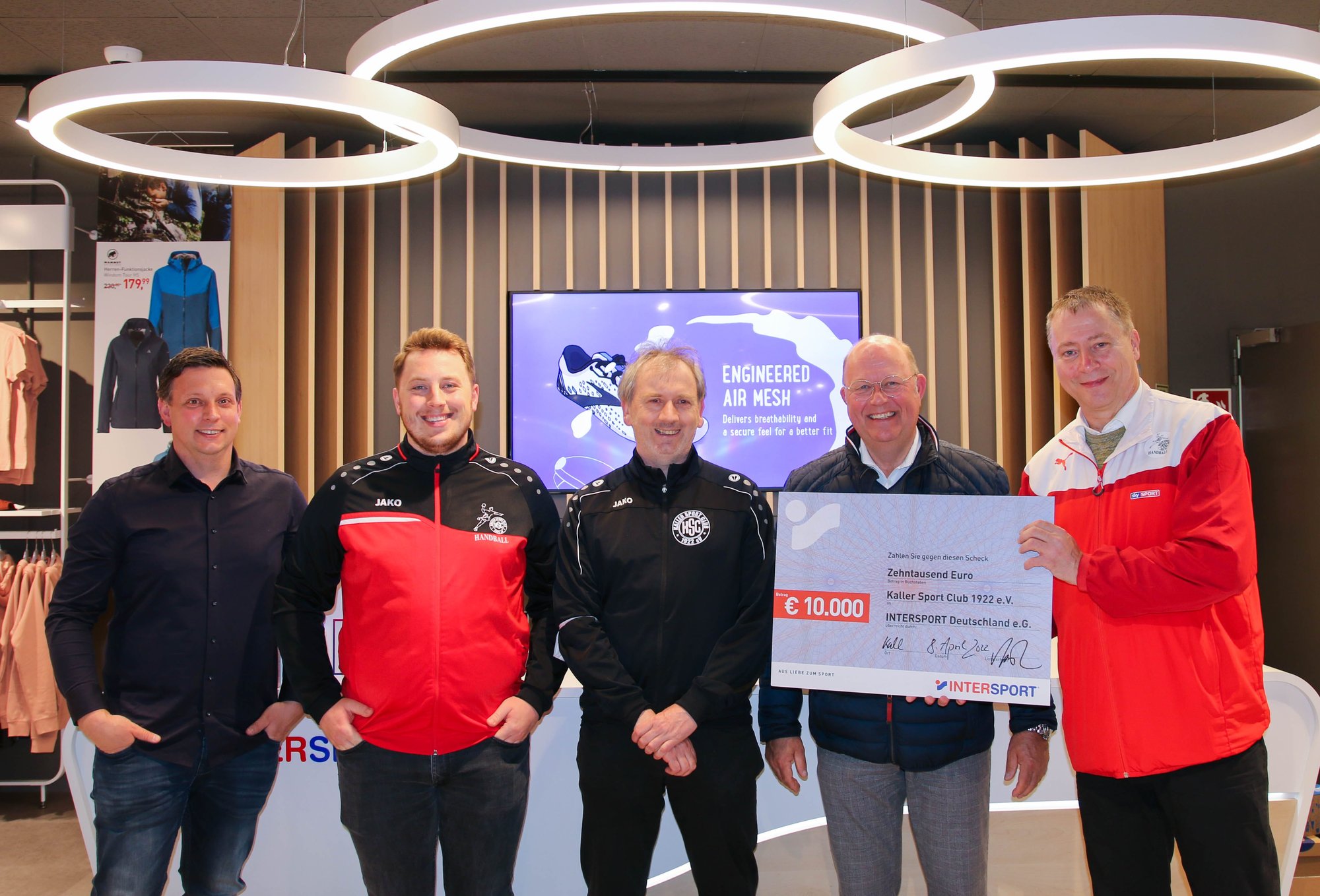 Spendenuebergabe_KallerSportClub
