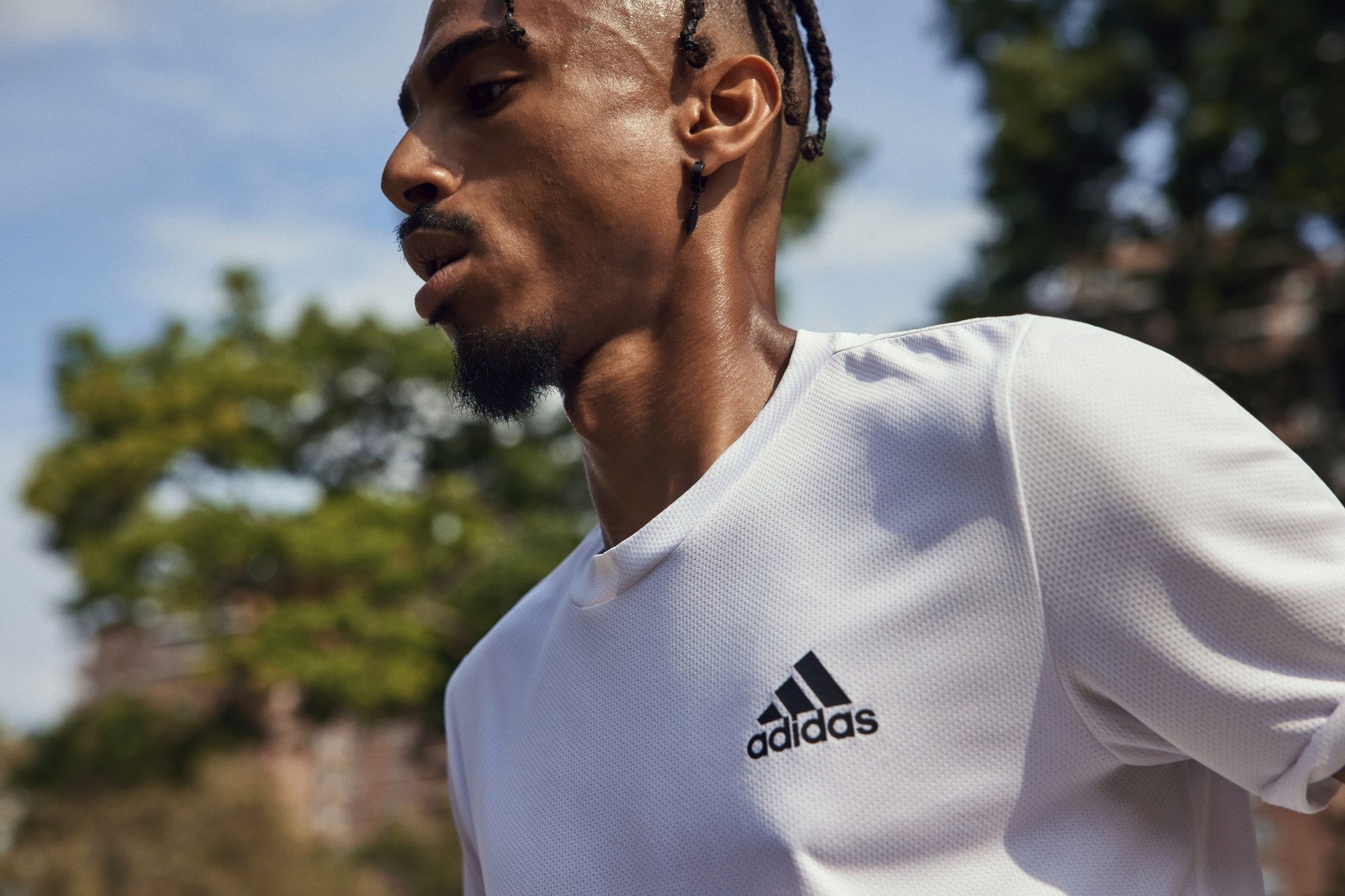 H22955-SS22_Badge_CoreSport_Outfit02_Q1_Men_03-815248