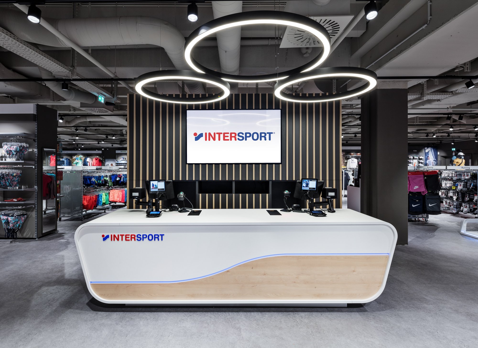 Bild-INTERSPORT-Voswinkel-Store