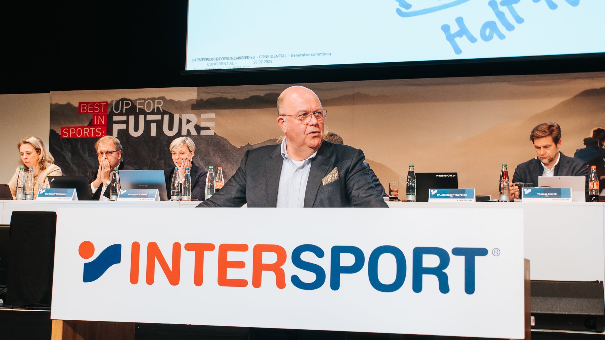 INTERSPORT_CEO_Alexander_v_Preen-Generalversammlung