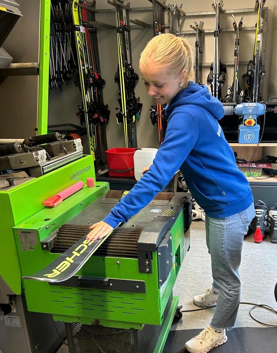 INTERSPORT_Goessl_Skiwerkstatt